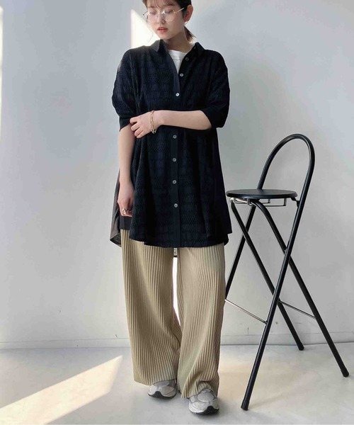 AS KNOW AS plus(アズノゥアズプラス)の「〇カットソー切り替え7分袖シャツワンピース(シャツワンピース・レディース・ベージュ系/ブラック系/ネイビー系/グレー系・FREE)」の13枚目の写真