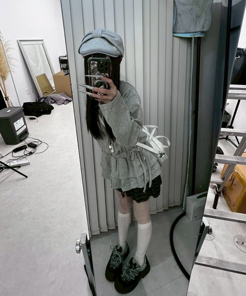 Never mind the XU / Chikashitsu+(ネバーマインド ザ エックスユー / チカシツプラス)の「【nmtc+】border culotte skirt / 【エヌエムティーシープラス】ボーダーキュロットスカート <着用動画あり>(スカート・レディース・グレー/ブラック・ONE SIZE)」の13枚目の写真