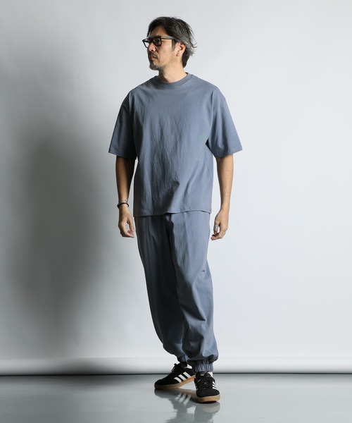 The DUFFER of ST.GEORGE（ザダファーオブセントジョージ）の「8oz HEAVY WEIGHT COTTON 'GYM' EASY PANTS：セットアップ対応 ヘビーウェイト ジムパンツ / イージーパンツ / 8オンス / ルーズシルエット（スウェットパンツ・メンズ・ネイビー/ブルーグレー/ブラウン/スミクロ・MEDIUM/X-LARGE/LARGE）」の8枚目の写真