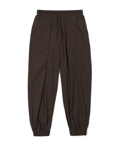 The DUFFER of ST.GEORGE（ザダファーオブセントジョージ）の「8oz HEAVY WEIGHT COTTON 'GYM' EASY PANTS：セットアップ対応 ヘビーウェイト ジムパンツ / イージーパンツ / 8オンス / ルーズシルエット（スウェットパンツ・メンズ・ネイビー/ブルーグレー/ブラウン/スミクロ・MEDIUM/X-LARGE/LARGE）」の17枚目の写真