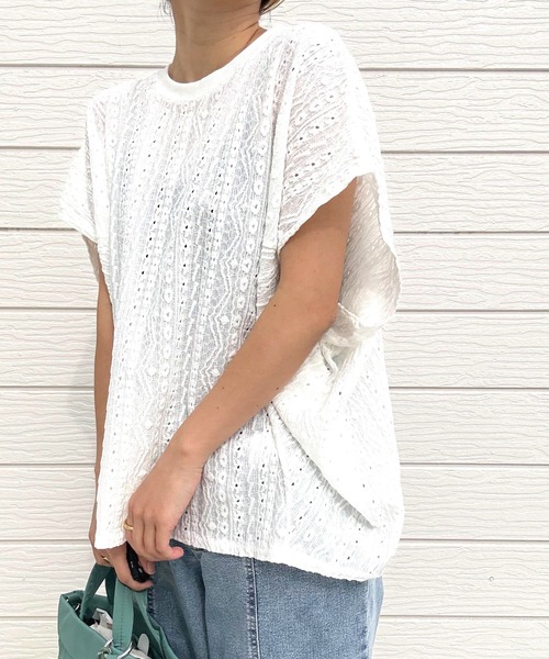 Q（キュー）の「ジャガードスリットTシャツ（Tシャツ/カットソー・レディース・ブラック/アイボリー・MEDIUM）」の14枚目の写真