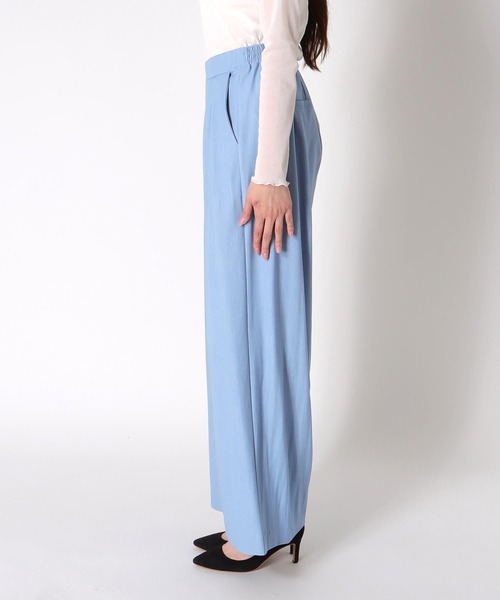 Jines(ジネス)の「テンセルデニム2タックワイドパンツ(デニムパンツ・レディース・インディゴブルー/ライトブルー・38)」の11枚目の写真