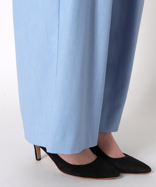 Jines(ジネス)の「テンセルデニム2タックワイドパンツ(デニムパンツ・レディース・インディゴブルー/ライトブルー・38)」の15枚目の写真