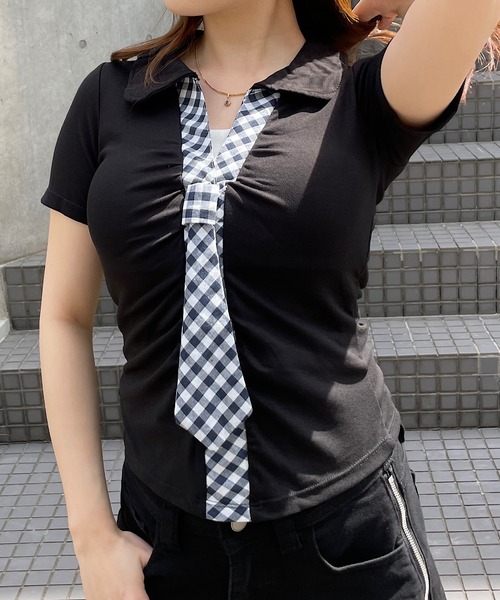 ROGER AND RAW（ロジャーアンドロウ）の「[カップ付き] ネクタイ付きスキッパーTシャツ（Tシャツ/カットソー・レディース・ブラック/グレー/ホワイト・FREE）」の2枚目の写真