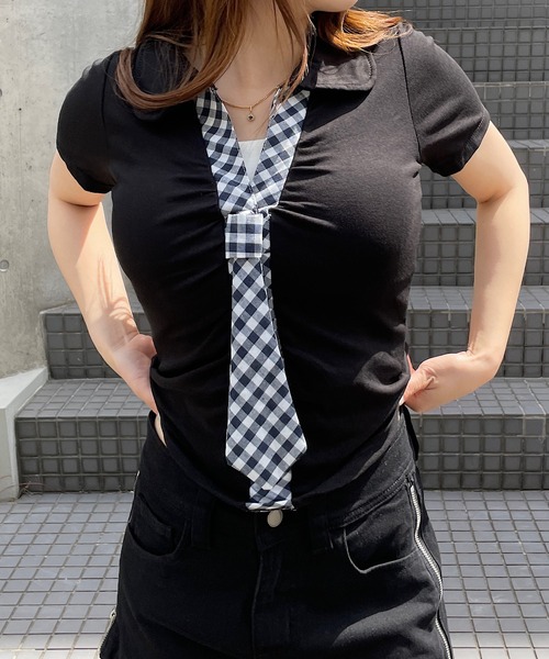 ROGER AND RAW（ロジャーアンドロウ）の「[カップ付き] ネクタイ付きスキッパーTシャツ（Tシャツ/カットソー・レディース・ブラック/グレー/ホワイト・FREE）」の17枚目の写真