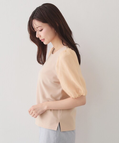index(インデックス)の「【接触冷感/UVケア】シアーバルーンスリーブトップス《洗濯機OK》(Tシャツ/カットソー・レディース・サンドベージュ/チャコールグレー/オフホワイト/サックスブルー・42/40/38/36)」の12枚目の写真