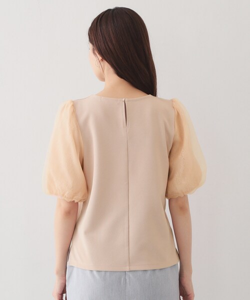 index(インデックス)の「【接触冷感/UVケア】シアーバルーンスリーブトップス《洗濯機OK》(Tシャツ/カットソー・レディース・サンドベージュ/チャコールグレー/オフホワイト/サックスブルー・42/40/38/36)」の11枚目の写真