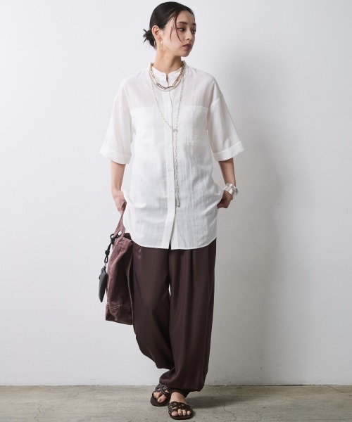 CHIC STYLE（シックスタイル）の「レーヨン麻シャツチュニック＜大きいサイズ有＞シックスタイル（シャツ/ブラウス・レディース・オフホワイト/ブルーグレー・M/L/LL/3L/4L/5L）」の8枚目の写真
