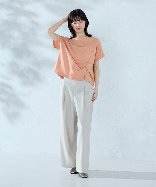 COMME CA ISM(コムサイズム)の「【接触冷感】ツイストタック Tシャツ(Tシャツ/カットソー・レディース・ブラック/オレンジ/ネイビー/ライトグレー/ホワイト・MEDIUM/LARGE)」の17枚目の写真