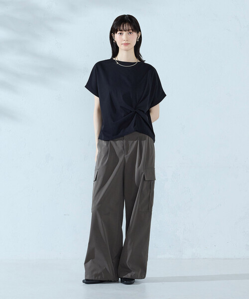 COMME CA ISM(コムサイズム)の「【接触冷感】ツイストタック Tシャツ(Tシャツ/カットソー・レディース・ブラック/オレンジ/ネイビー/ライトグレー/ホワイト・MEDIUM/LARGE)」の19枚目の写真
