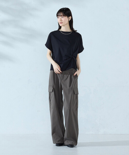 COMME CA ISM(コムサイズム)の「【接触冷感】ツイストタック Tシャツ(Tシャツ/カットソー・レディース・ブラック/オレンジ/ネイビー/ライトグレー/ホワイト・MEDIUM/LARGE)」の20枚目の写真