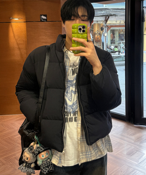 MAISON MINED(メゾンミネド)の「BASIC SHORT PUFFER DOWN JACKET BLACK(ダウンジャケット/コート・メンズ・その他・SMALL/MEDIUM/LARGE)」の2枚目の写真