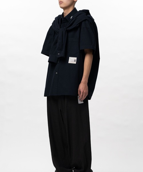 Maison MIHARA YASUHIRO（メゾンミハラヤスヒロ）の「【MIHARAYASUHIRO/ミハラヤスヒロ】Sleeve Layered Check Shirt / SHAWL LAYERED H/S SHIRTS（シャツ/ブラウス・メンズ・ホワイト/ネイビー・46/48）」の17枚目の写真