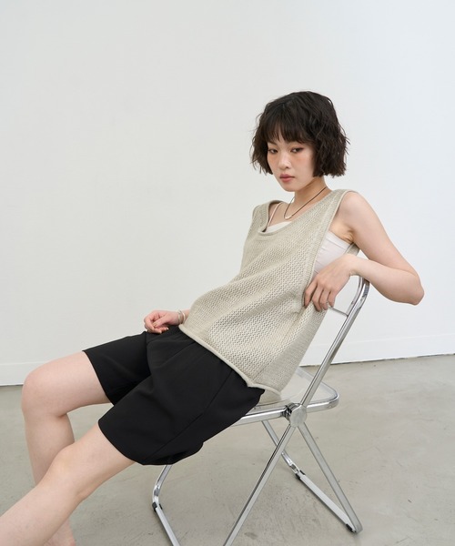 NUJOH(ヌゾ)の「Mesh Knit Sleeveless Vest / メッシュニットスリーブレスベスト(ベスト・レディース・ブラウン/ベージュ/ブラック・FREE)」の22枚目の写真