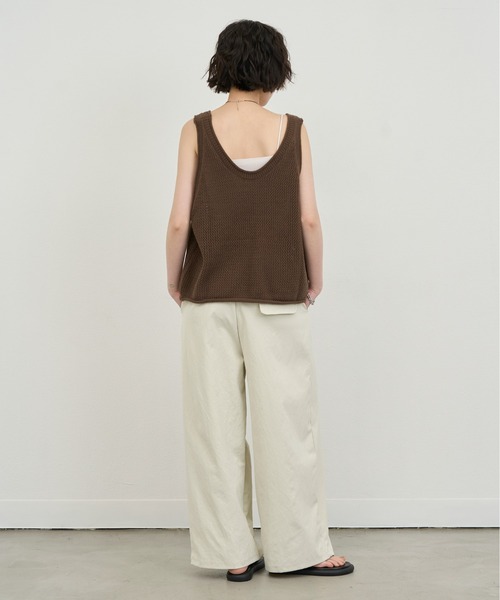 NUJOH(ヌゾ)の「Mesh Knit Sleeveless Vest / メッシュニットスリーブレスベスト(ベスト・レディース・ブラウン/ベージュ/ブラック・FREE)」の7枚目の写真