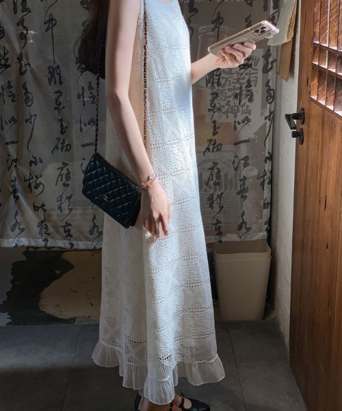 FAVORITO(ファヴォリート)の「カットジャガードリラックス袖なしワンピース(ワンピース・レディース・オフホワイト・L/M)」の9枚目の写真