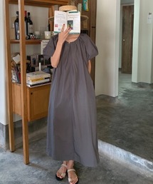 パフスリーブワンピース