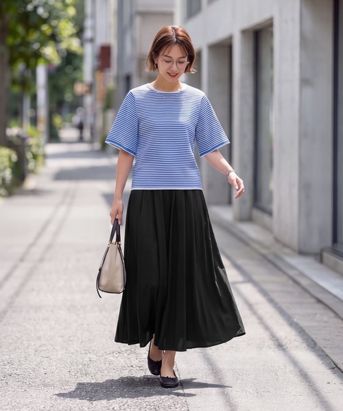 STYLE DELI(スタイルデリ)の「薄手シャリ感フレアスリーブトップス(Tシャツ/カットソー・レディース・ホワイト/ホワイト×ブラック/ホワイト×ブルー・M)」の21枚目の写真