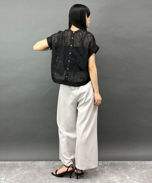 NICOLE white(ニコルホワイト)の「2WAYコード刺繍ブラウス(シャツ/ブラウス・レディース・ブラック・FREE)」の9枚目の写真