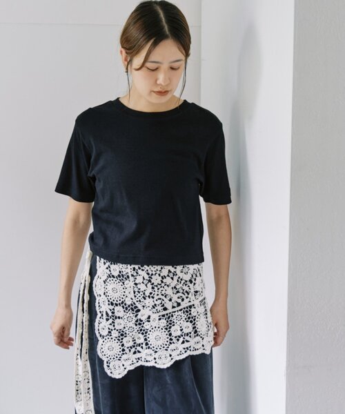 SHENERY(シーナリー)の「スラブコットンチビTee(Tシャツ/カットソー・レディース・オフホワイト/ブラック・FREE)」の16枚目の写真