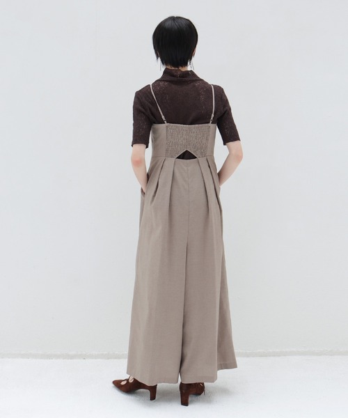DRESSLAVE(ドレスレイブ)の「dobby asymmetric all in one(ドビーアシンメトリーオールインワン)(サロペット/オーバーオール・レディース・ベージュ/ブラック・38)」の4枚目の写真