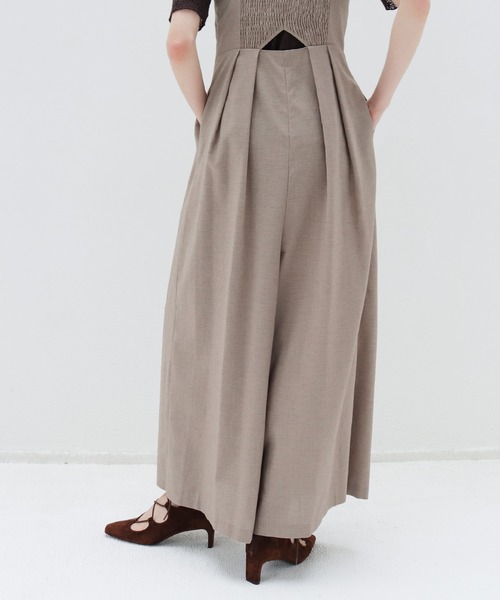 DRESSLAVE(ドレスレイブ)の「dobby asymmetric all in one(ドビーアシンメトリーオールインワン)(サロペット/オーバーオール・レディース・ベージュ/ブラック・38)」の11枚目の写真