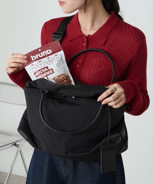 BONLECILL Marche(ボンルシールマルシェ)の「【BONLECILL Marche】2wayクラシックボストンバッグ/キャリーオンボストン(ボストンバッグ・レディース・アイボリー/ブラック/ブラウン・FREE)」の2枚目の写真