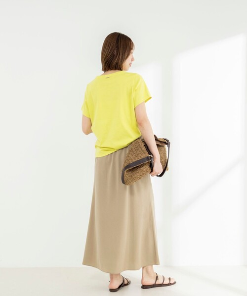 NOLLEY’S(ノーリーズ)の「《ノーリーズオリジナル美容Tシャツ》シルクアミノ酸加工Tシャツ(Tシャツ/カットソー・レディース・チャコールグレー/ホワイト/ベージュ/ブラック/イエロー・38/36)」の18枚目の写真