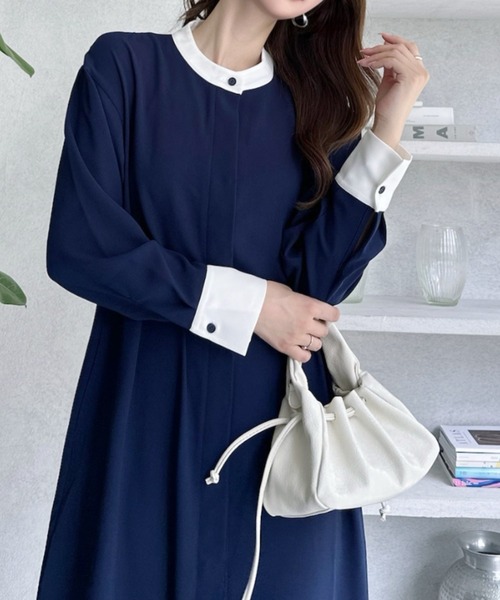 umune(ウムネ)の「きれいめシルエットで魅せる♪デイリーからお出かけまで活躍するクレリックワンピース(ワンピース・レディース・グレー/ネイビー・FREE)」の1枚目の写真