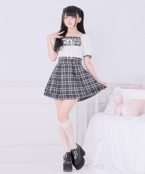 Pal elfy(パルエルフィー)の「エプロンデザインリボントップス(Tシャツ/カットソー・レディース・ブルー/ブラック/オフホワイト/ピンク・フリー)」の15枚目の写真