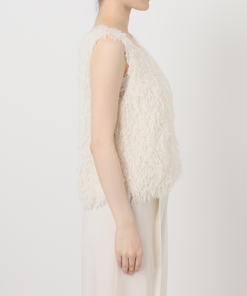 Noble(ノーブル)の「《WEB限定追加》【洗える】フェザーヤーンタンクトッププルオーバー(シャツ/ブラウス・レディース・ホワイト・FREE)」の20枚目の写真