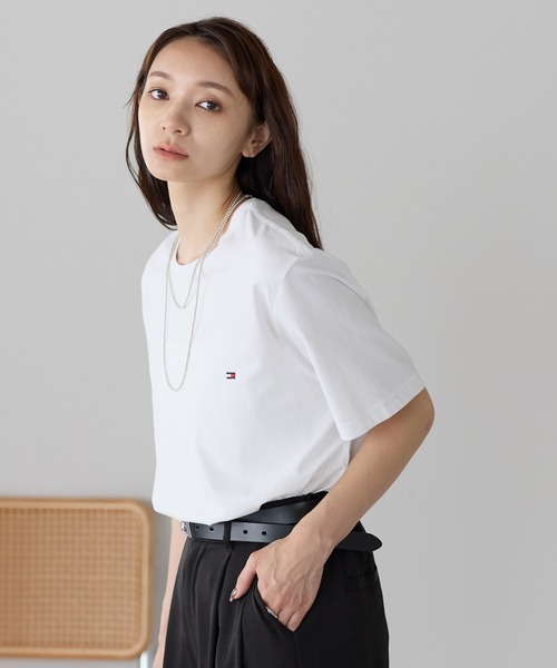 TOMMY HILFIGER(トミーヒルフィガー)の「【TOMMY HILFIGER/トミーヒルフィガー】Core Flag Tee オーバーサイズ フラッグ刺繍 半袖Tシャツ ユニセックス(Tシャツ/カットソー・レディース・ブラック/ネイビー/グレー/ホワイト・L/M/S)」の7枚目の写真