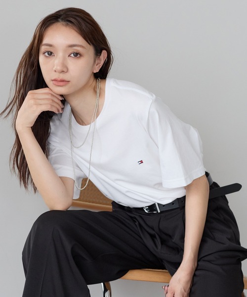 TOMMY HILFIGER(トミーヒルフィガー)の「【TOMMY HILFIGER/トミーヒルフィガー】Core Flag Tee オーバーサイズ フラッグ刺繍 半袖Tシャツ ユニセックス(Tシャツ/カットソー・レディース・ブラック/ネイビー/グレー/ホワイト・L/M/S)」の17枚目の写真