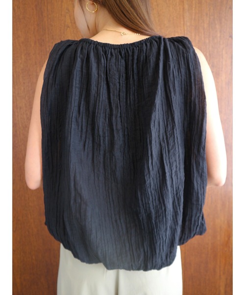 TRUNC（トランクエイティーエイト）の「Sheer Balloon Sleeveless Top（シャツ/ブラウス・レディース・ブルー/ブラック・FREE）」の17枚目の写真