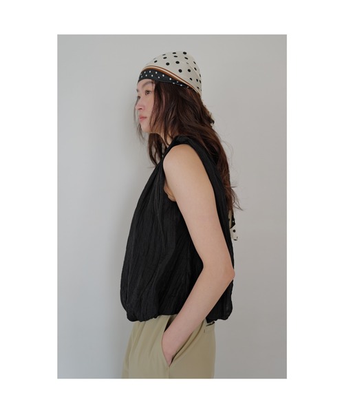 TRUNC（トランクエイティーエイト）の「Sheer Balloon Sleeveless Top（シャツ/ブラウス・レディース・ブルー/ブラック・FREE）」の4枚目の写真