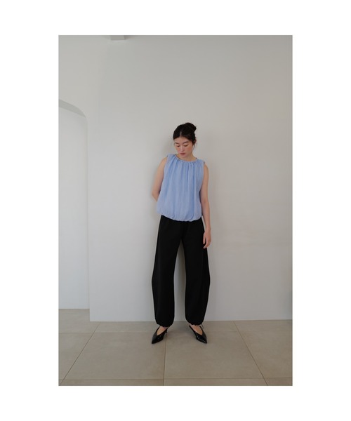 TRUNC（トランクエイティーエイト）の「Sheer Balloon Sleeveless Top（シャツ/ブラウス・レディース・ブルー/ブラック・FREE）」の7枚目の写真