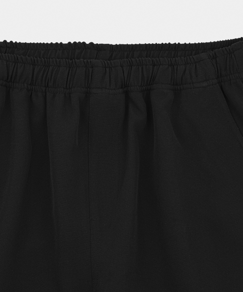 LETTERCOMO(レテルコモ)の「ミニマルラウンジバンディングショーツブラック(その他パンツ・レディース・その他・MEDIUM/LARGE)」の6枚目の写真