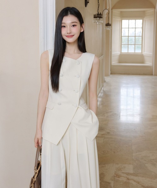 polaura(ポローラ)の「フロウプリーツワイドパンツ(スラックス・レディース・アイボリー・M)」の2枚目の写真