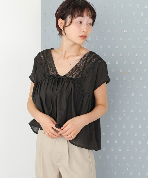Bab(バブ)の「レースコンビフロントリボンブラウス(シャツ/ブラウス・レディース・ブラック/ピンク/アイボリー・MEDIUM)」の17枚目の写真