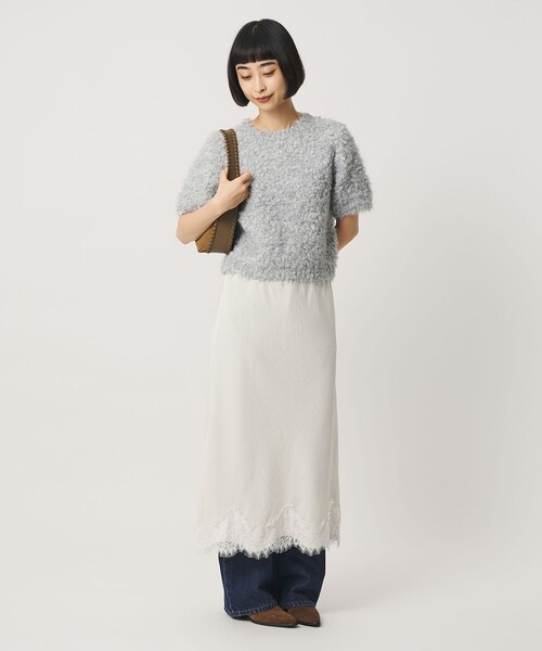 BEAUTY&YOUTH UNITED ARROWS(ビューティーアンドユースユナイテッドアローズ)の「ループフェザーヤーン ハーフスリーブ ニットプルオーバー(ニット/セーター・レディース・ブラック/ナチュラル/ライトグレー・FREE)」の3枚目の写真