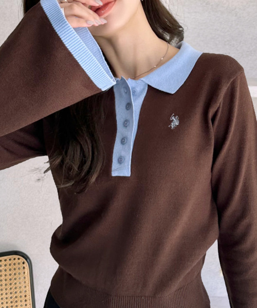 U.S. POLO ASSN.（ユーエスポロアッスン）の「【Ada.別注 U.S. POLO ASSN.】 バイカラー ポロ襟 フレアスリーブ ニット（ポロシャツ・レディース・ブラウン/ネイビー・L/M）」の11枚目の写真