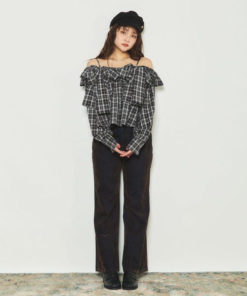 archives（アルシーヴ）の「フロッキーストレートフレアデニムパンツ（デニムパンツ・レディース・ブラウン/ブラック・SMALL/MEDIUM）」の16枚目の写真