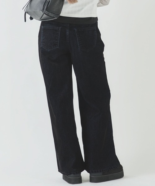 archives（アルシーヴ）の「フロッキーストレートフレアデニムパンツ（デニムパンツ・レディース・ブラウン/ブラック・SMALL/MEDIUM）」の4枚目の写真