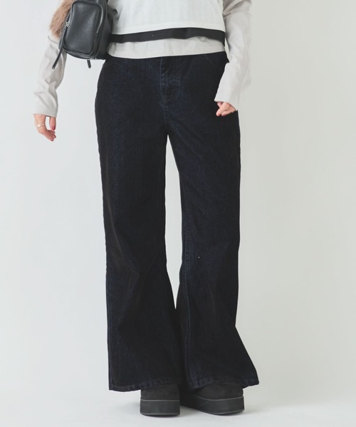 archives（アルシーヴ）の「フロッキーストレートフレアデニムパンツ（デニムパンツ・レディース・ブラウン/ブラック・SMALL/MEDIUM）」の22枚目の写真