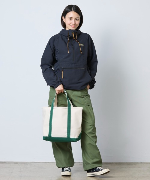 L.L.Bean(エルエルビーン)の「マウンテン・クラシック・アノラック 米国フィット・プチ(マウンテンパーカー・レディース・ブラック・SMALL/X-SMALL/LARGE/MEDIUM)」の15枚目の写真