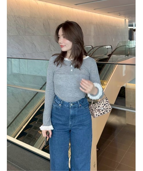 LILY BROWN(リリーブラウン)の「バックオープンヘンリーネックカットトップス(Tシャツ/カットソー・レディース・グレー/ネイビー/ピンク・F)」の11枚目の写真