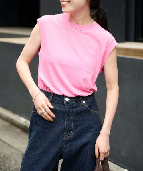 OUTDOOR PRODUCTS(アウトドアプロダクツ)の「追加2 ハイツイストコットンノースリTEE(Tシャツ/カットソー・レディース・ライトブルー/ホワイト/ピンク/ブラウン・FREE)」の4枚目の写真