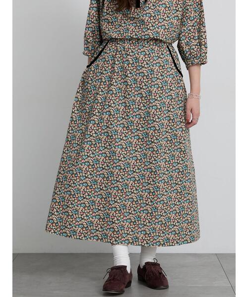 TSUHARU by Samansa Mos2(ツハルバイサマンサモスモス)の「【LIBERTY FABRICS】Floralia柄ギャザースカート(スカート・レディース・ブルー/レッド・F)」の13枚目の写真