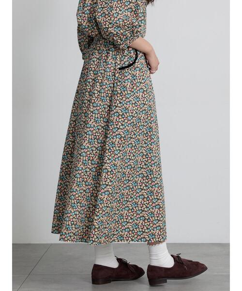 TSUHARU by Samansa Mos2(ツハルバイサマンサモスモス)の「【LIBERTY FABRICS】Floralia柄ギャザースカート(スカート・レディース・ブルー/レッド・F)」の14枚目の写真