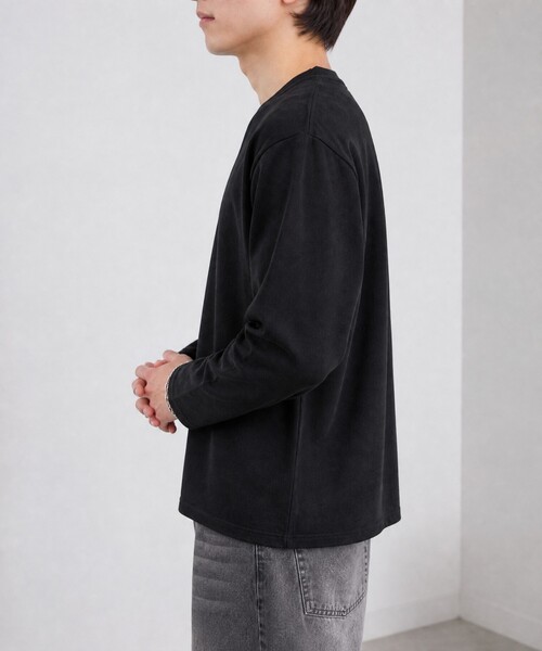 MONO-MART(モノマート)の「ソフトフェード コンパクトフィット クルーネック長袖カットソー<イージーケア・UVカット>(Tシャツ/カットソー・メンズ・ダークグレー/ダークブラウン/ブラック/ダークネイビー/グレイッシュブルー/アイボリー/ダークオリーブ・S/L/M)」の11枚目の写真